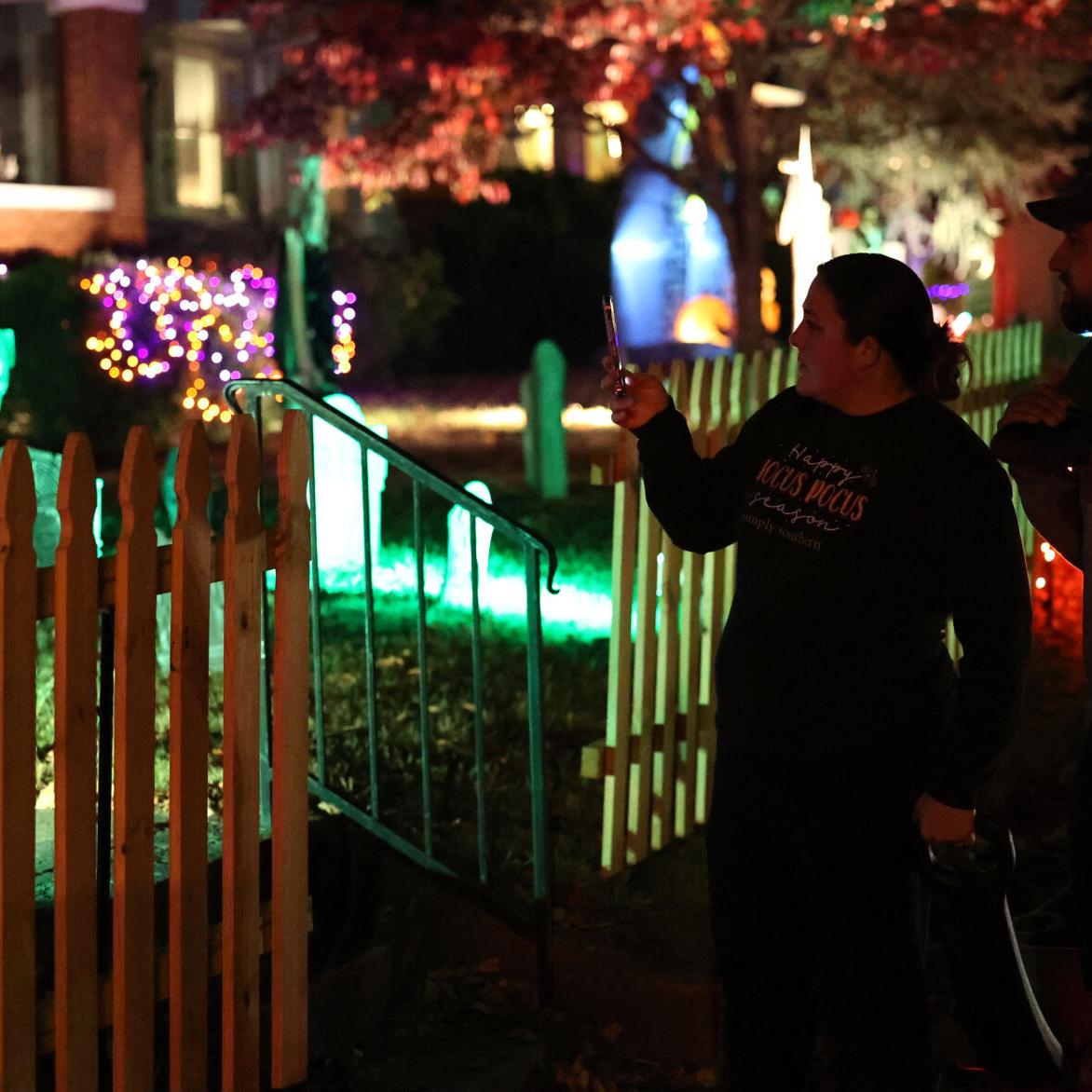 People take photo on Hillcrest.JPG